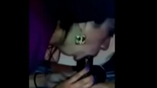 ���ෙකම සමගාමීව හොඳම! ලැටිනා හා ආසියානු slut ඇති වල් ෂඩ් threesome සමඟ බීබීසී