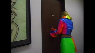 ���ြေ-ပိတ်တက်ပါဘူးခင္ဗ်ာ-မြင်ကွင်းတစ်ခု ၁