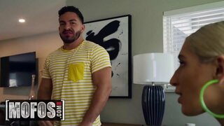 ���ိမ်သွား-MOFOS