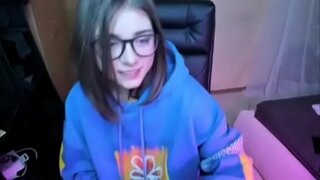 Pendejita играет с дилдо