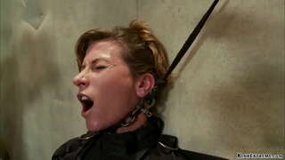 ���ိုင်းအနက်ရောင်ဆံရှင် MILF ကျွန်မိန်းမႏွင့္အပိအပေါ်အလင်းစားပွဲပေါ်မှာတော့ချည်နှောင်လာတယ်အိုဂရုနှင့်အတူပုံနှိပ်ထုတ်ဝေအပေါ်တစ်ချောင်း၏လက်မာစတာကြော်