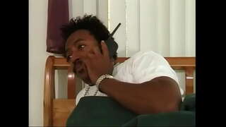 Pango Sexy wahine ki te makawe whero me te big boobs homai BJ ka whiwhi ia cunt ki tonu i te black dick roto i te whare